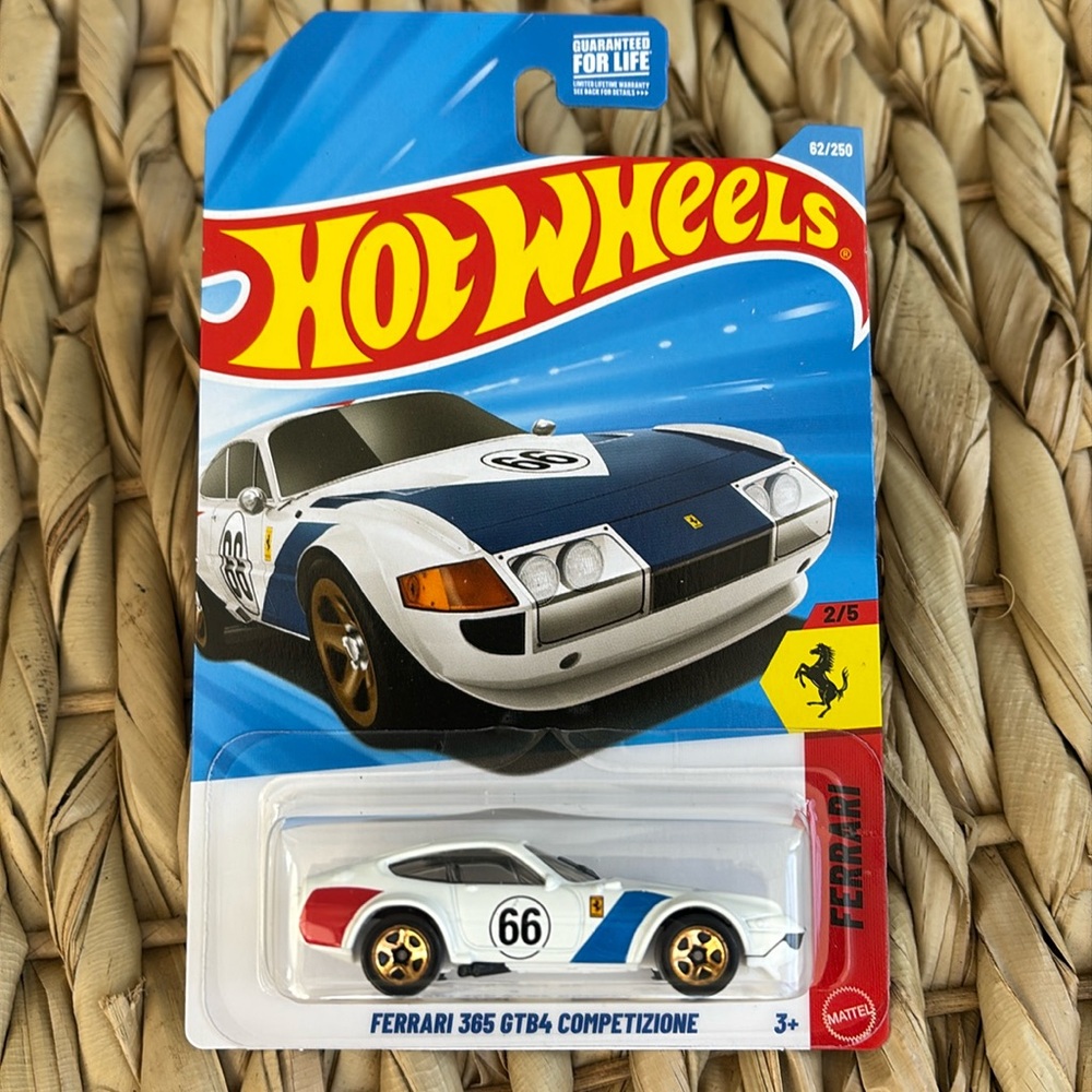 Ferrari 365 GTB4 Competizione White Race Car 66 Hot Wheels Hotwheels Racing 2026